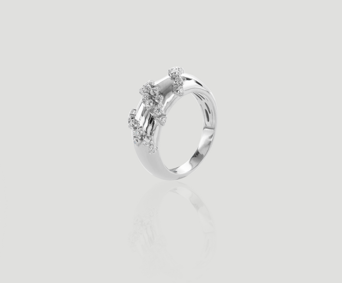Wave Diamond Silver Ring | Celere Jewelry