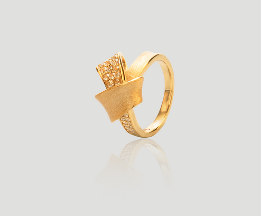 Knot Diamond Gold Ring | Celere Jewelry
